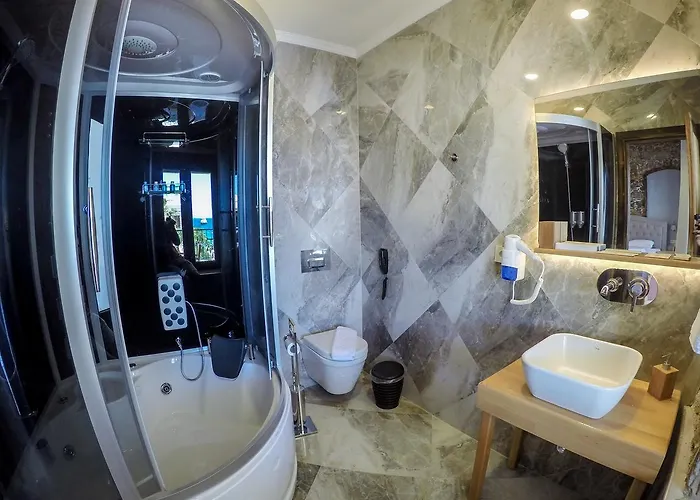 普特布提奥特酒店 2*