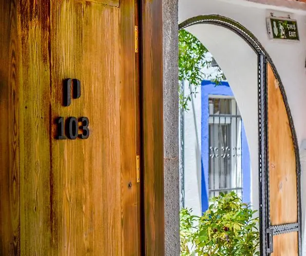 普特布提奥特酒店 酒店