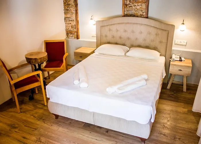 普特布提奥特酒店 酒店 博德鲁姆