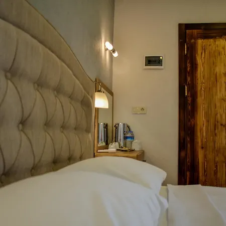 بترا بوتيك أوتل 2*